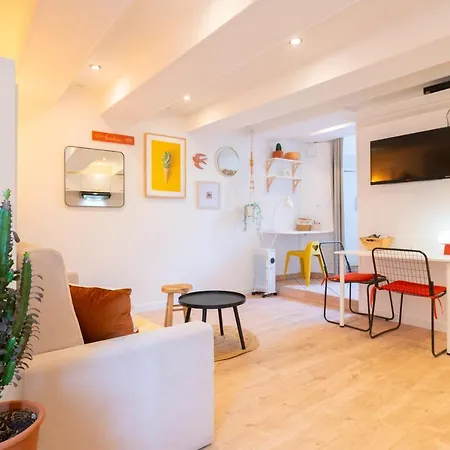 Appartement Exceptionnel, Cocooning Proche Mer, Petite Terrasse- Lesclésdenicole Carqueiranne