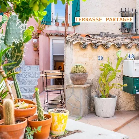 Appartement Exceptionnel, Cocooning Proche Mer, Petite Terrasse- Lesclésdenicole